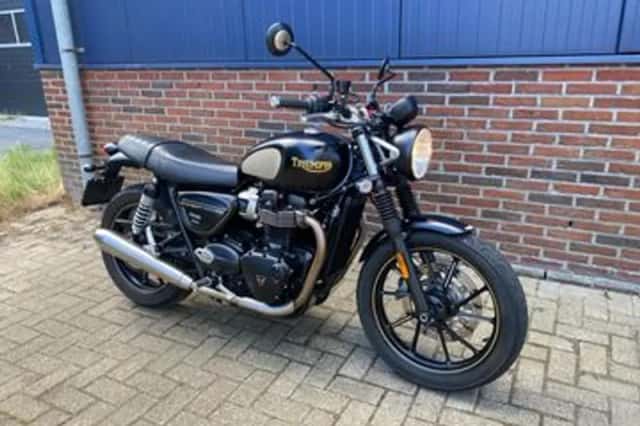 Triumph Street Twin Gold Line (2021) thumbnail 3