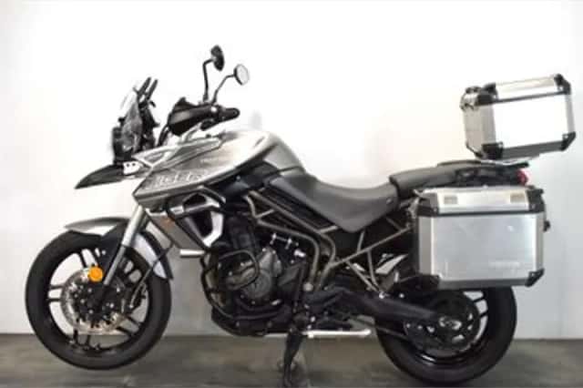 Triumph Tiger 800 XRT (2018) thumbnail 3