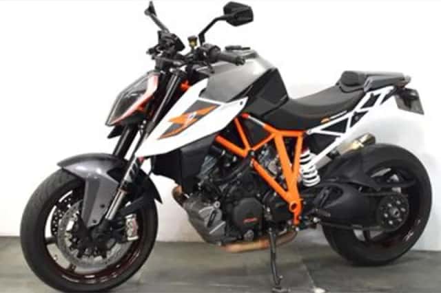 KTM 1290 SuperDuke R (2018) thumbnail 4