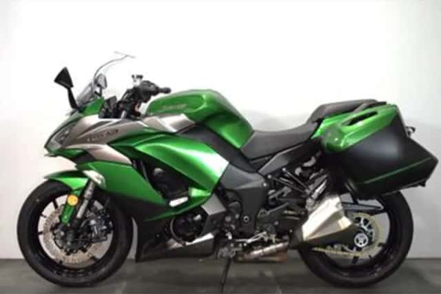 Kawasaki Z1000 (2018) thumbnail 2