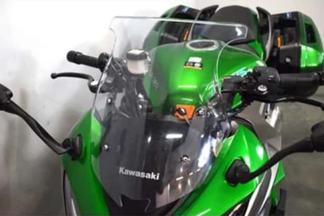 Kawasaki Z1000 (2018) thumbnail 6