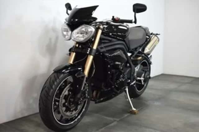 Triumph Speed Triple (2016) thumbnail 6