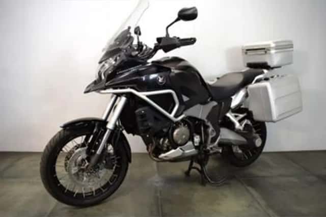 Honda VFR1200 (2012) thumbnail 1