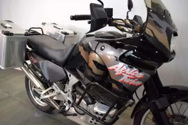Honda XRV 750 Africa Twin (1998) thumbnail 3