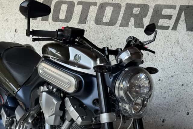 Yamaha MT-01 (2005) thumbnail 2