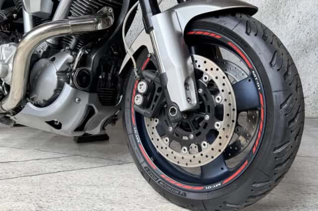 Yamaha MT-01 (2005) thumbnail 3