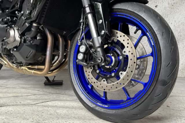 Yamaha MT-09 (2018) thumbnail 4