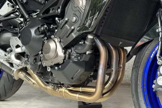 Yamaha MT-09 (2018) thumbnail 6