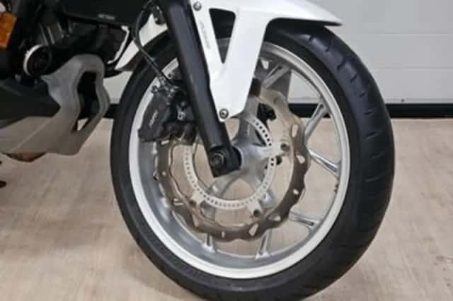 Honda NC750X (2016) thumbnail 3