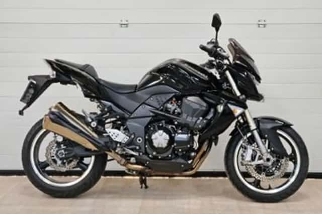 Kawasaki Z1000 (2010) thumbnail 5