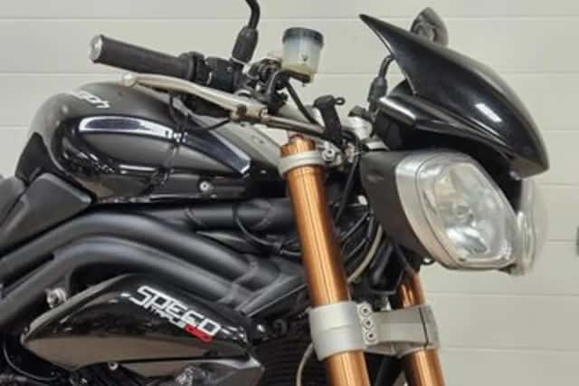 Triumph Speed Triple 1050 (2012) thumbnail 4
