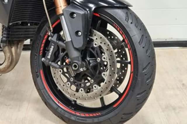 Triumph Speed Triple 1050 (2012) thumbnail 5