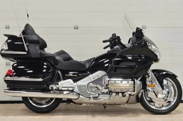 Honda GL 1800 Goldwing (2001) thumbnail 5