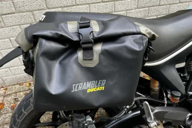 Ducati Scrambler SIXTY 2 (2016) thumbnail 5