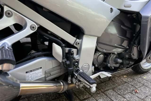 Yamaha FJR 1300 A (2005) thumbnail 2