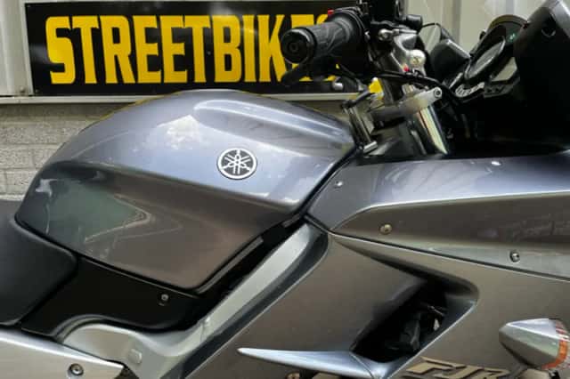 Yamaha FJR 1300 A (2005) thumbnail 3