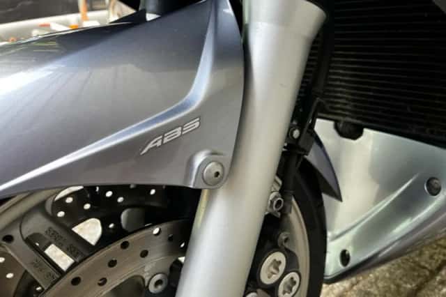 Yamaha FJR 1300 A (2005) thumbnail 6