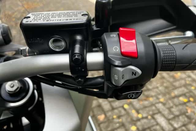 Honda X ADV (2020) thumbnail 5