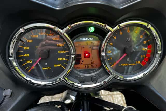 Suzuki V-Strom (2007) thumbnail 3
