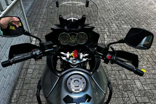 Suzuki V-Strom (2007) thumbnail 4