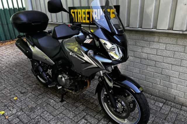 Suzuki DL650A (2011) thumbnail 2