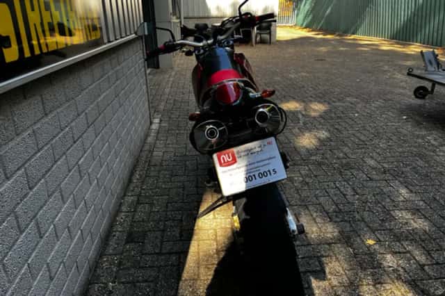 KTM 640 Duke II (2006) thumbnail 5