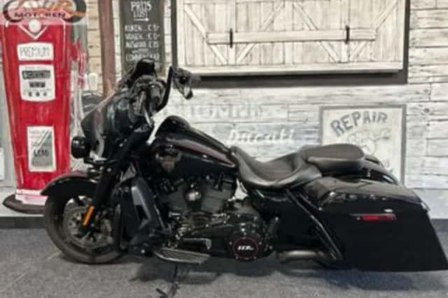 Harley-Davidson Street Glide (2018) thumbnail 2