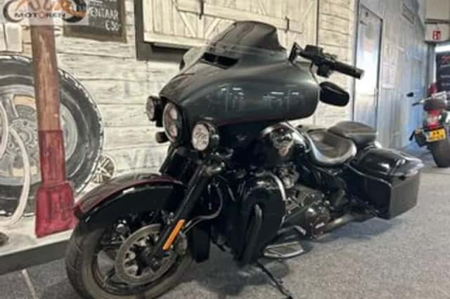 Harley-Davidson Street Glide (2018) thumbnail 4