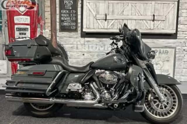 Harley-Davidson Electra Glide Ultra Classic (2013) thumbnail 1