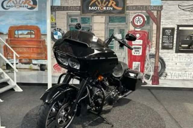 Harley-Davidson Road Glide (2023) thumbnail 4