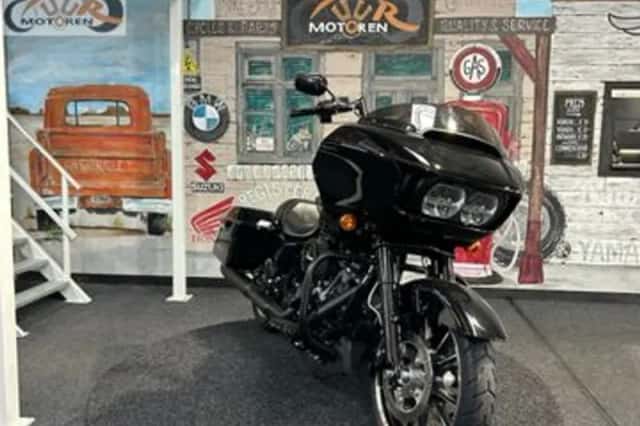 Harley-Davidson Road Glide (2023) thumbnail 6