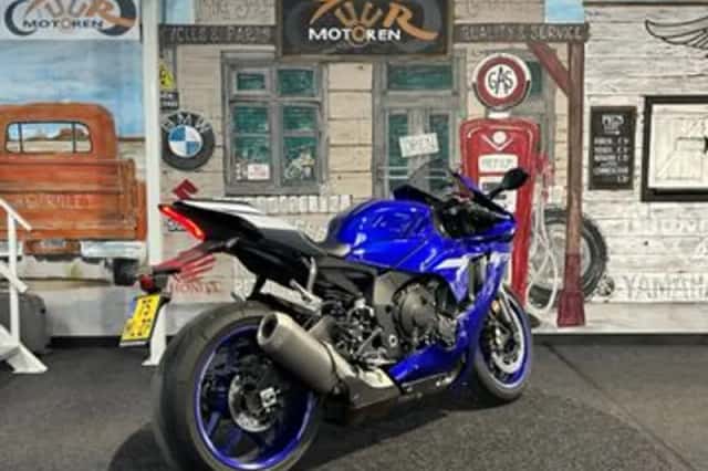 Yamaha YZF 1000 R (2020) thumbnail 5