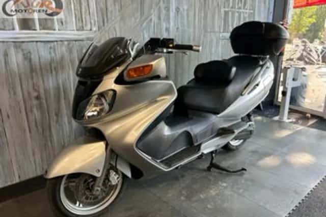 Suzuki AN 650 Burgman (2003) thumbnail 4