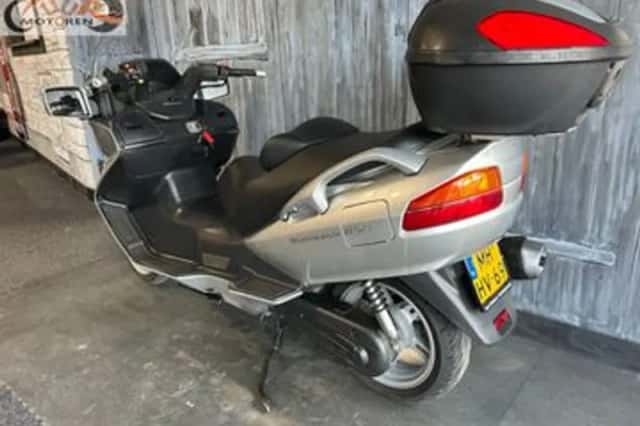 Suzuki AN 650 Burgman (2003) thumbnail 6