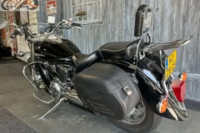 Yamaha XVS 1100 Dragstar (2001) thumbnail 6