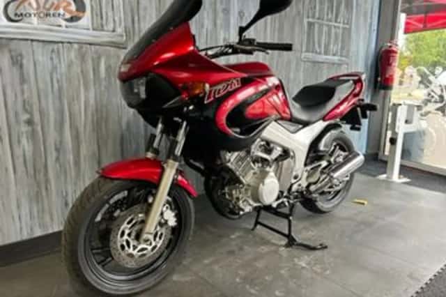 Yamaha TDM 850 (1999) thumbnail 4