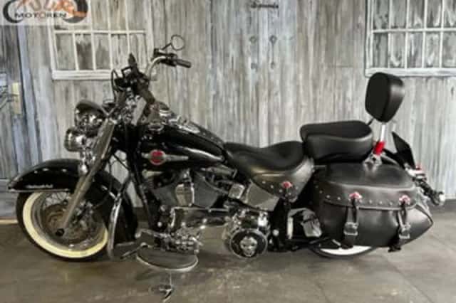 Harley-Davidson Heritage Softail Classic (2016) thumbnail 2