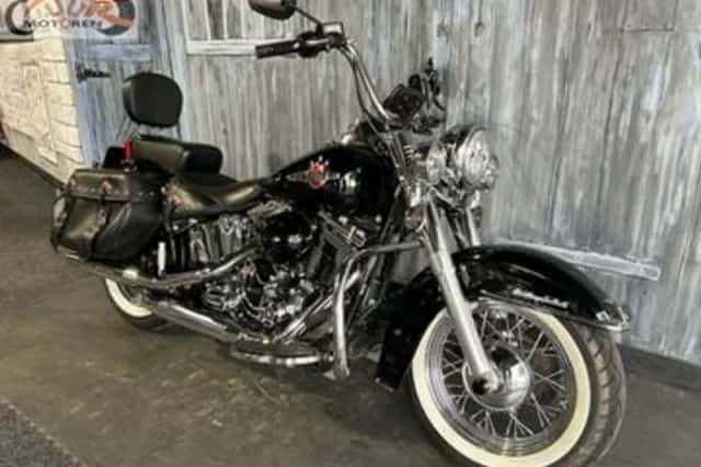 Harley-Davidson Heritage Softail Classic (2016) thumbnail 3