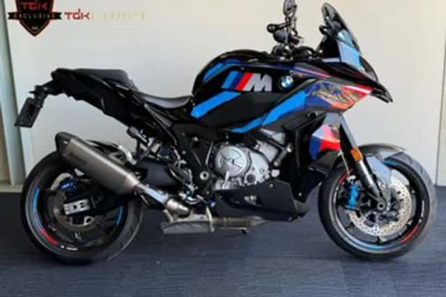 BMW M 1000 XR (2025) thumbnail 2
