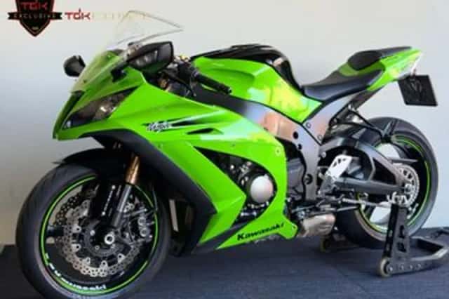 Kawasaki ZX-10R (2011) thumbnail 6