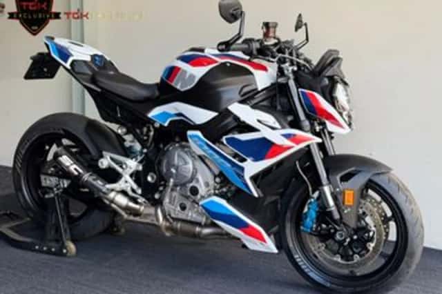 BMW M 1000 R (2023) thumbnail 1