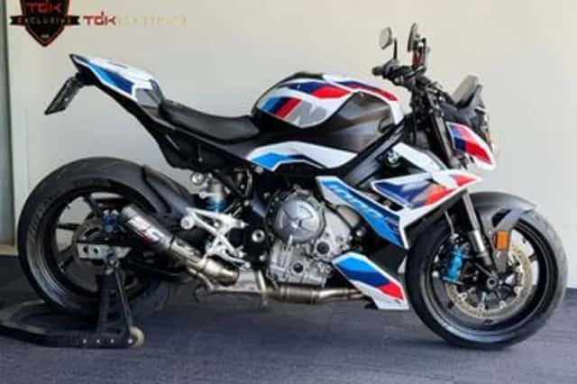 BMW M 1000 R (2023) thumbnail 2