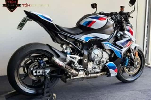 BMW M 1000 R (2023) thumbnail 3