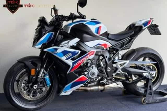 BMW M 1000 R (2023) thumbnail 6