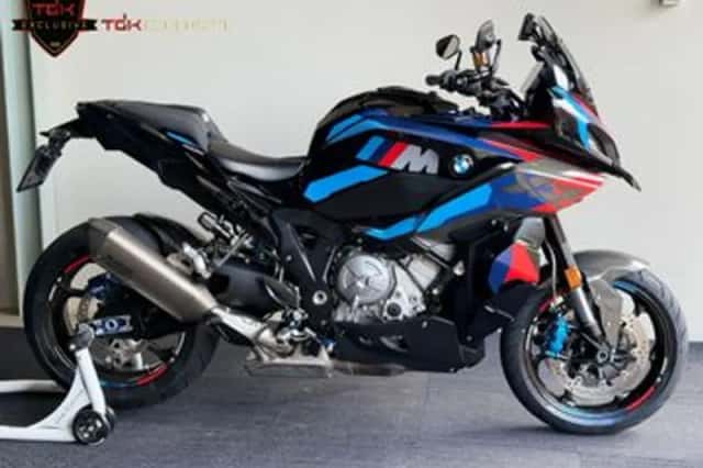 BMW M 1000 XR (2025) thumbnail 2