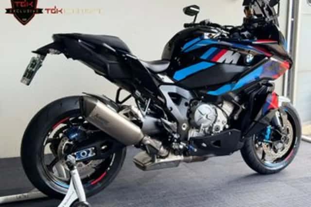 BMW M 1000 XR (2025) thumbnail 3
