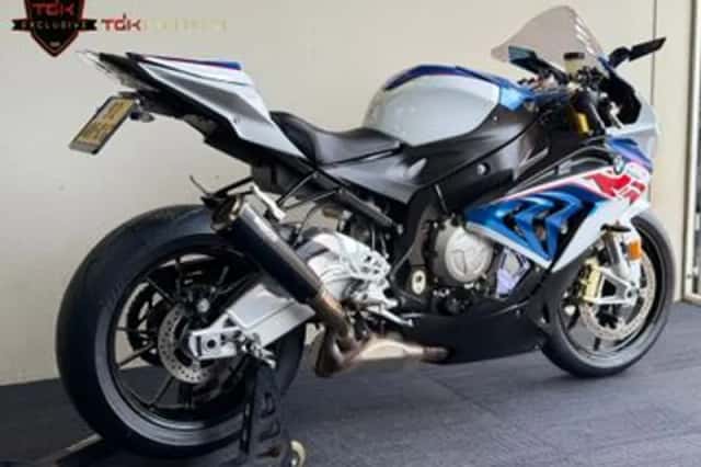 BMW S 1000 RR (2018) thumbnail 3