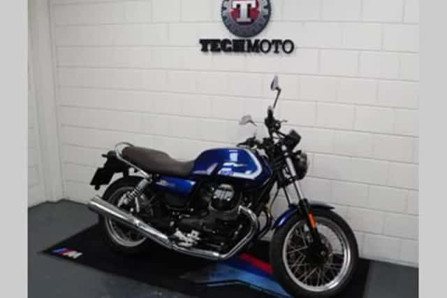Moto Guzzi V7 Special (2022) thumbnail 2
