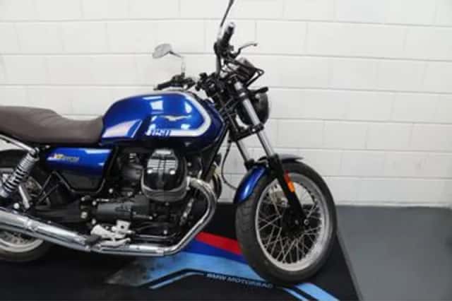 Moto Guzzi V7 Special (2022) thumbnail 4