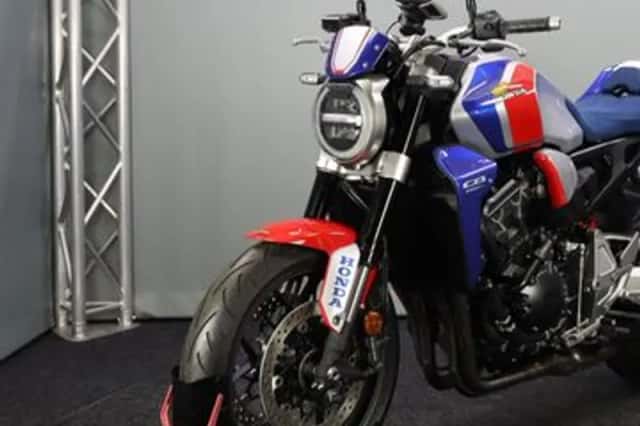 Honda CB 1000 R Ten Kate Edition (2018) thumbnail 4